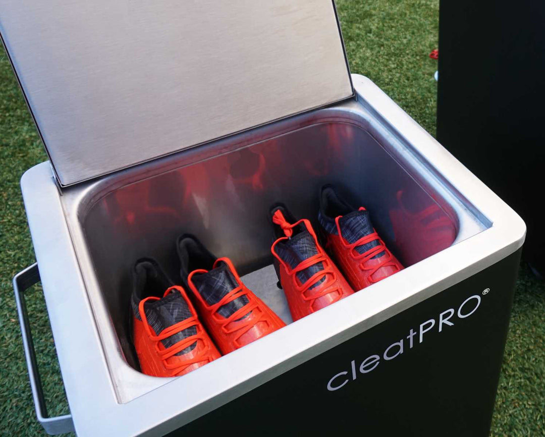 cleatPRO® Light Travel Steamer