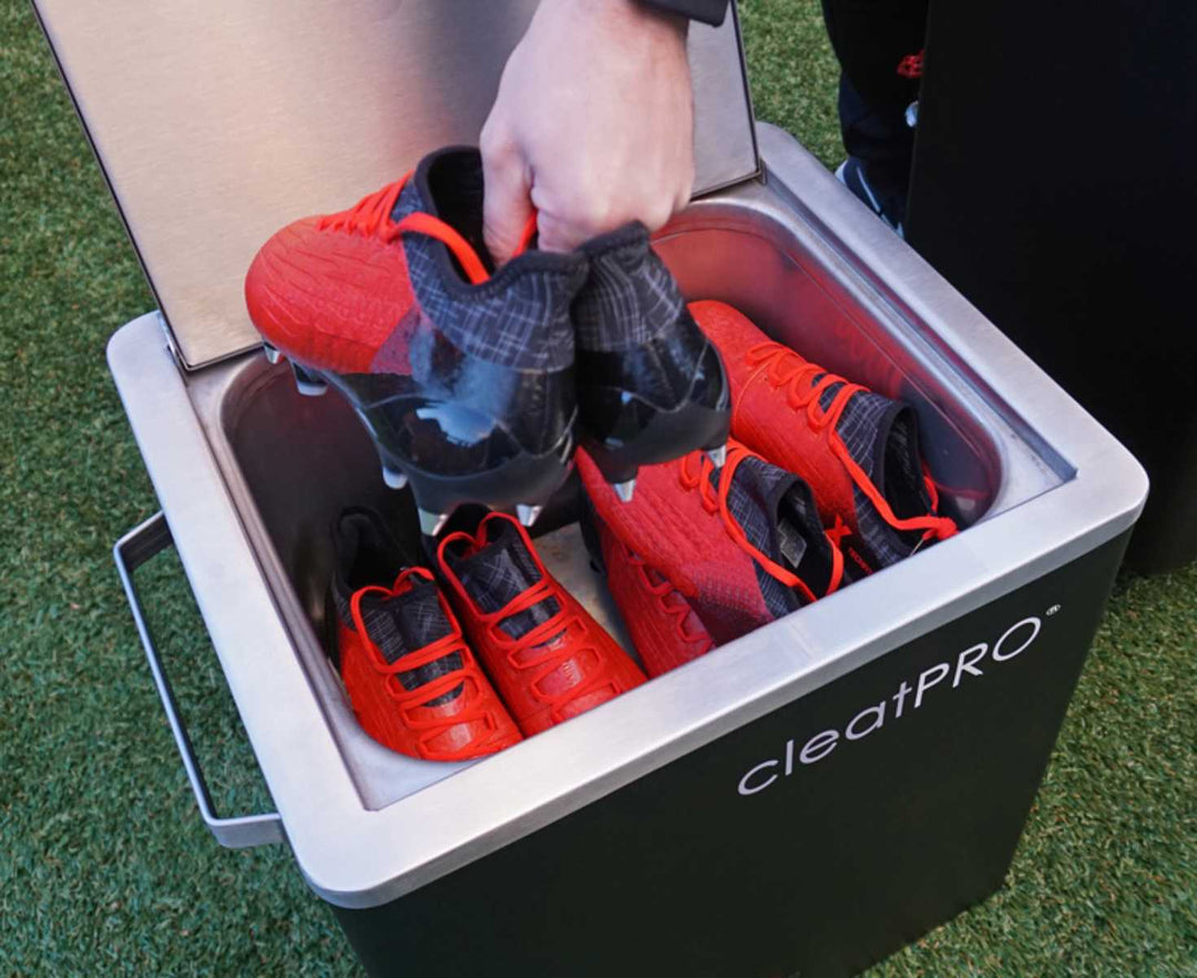 cleatPRO® Light Travel Steamer