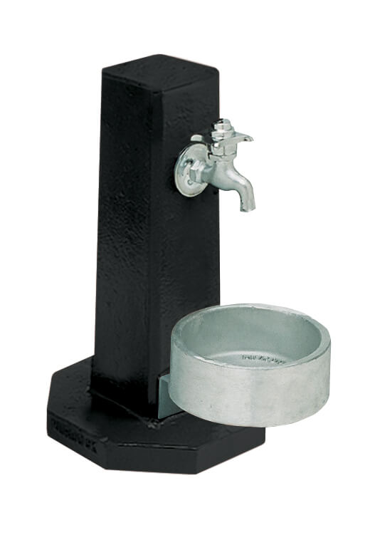 Square Pedestal with Cast Aluminum Pet Bowl