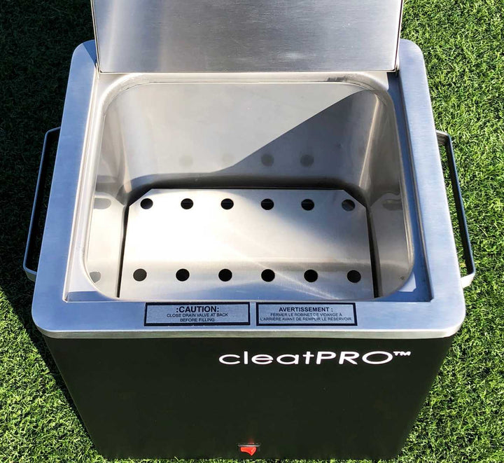 cleatPRO® Light Travel Steamer