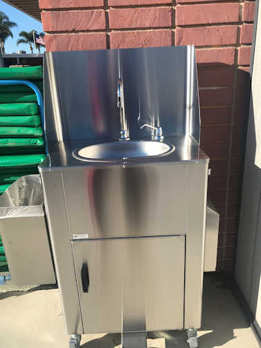 Deluxe Portable Foot Pump Operated Sink