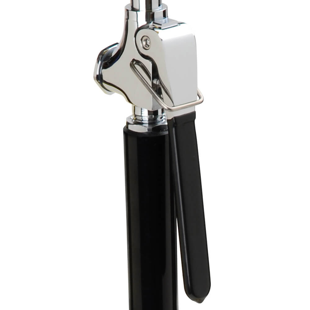 S0402 - Wall Mount Stay-Open Drench Hose Close-up